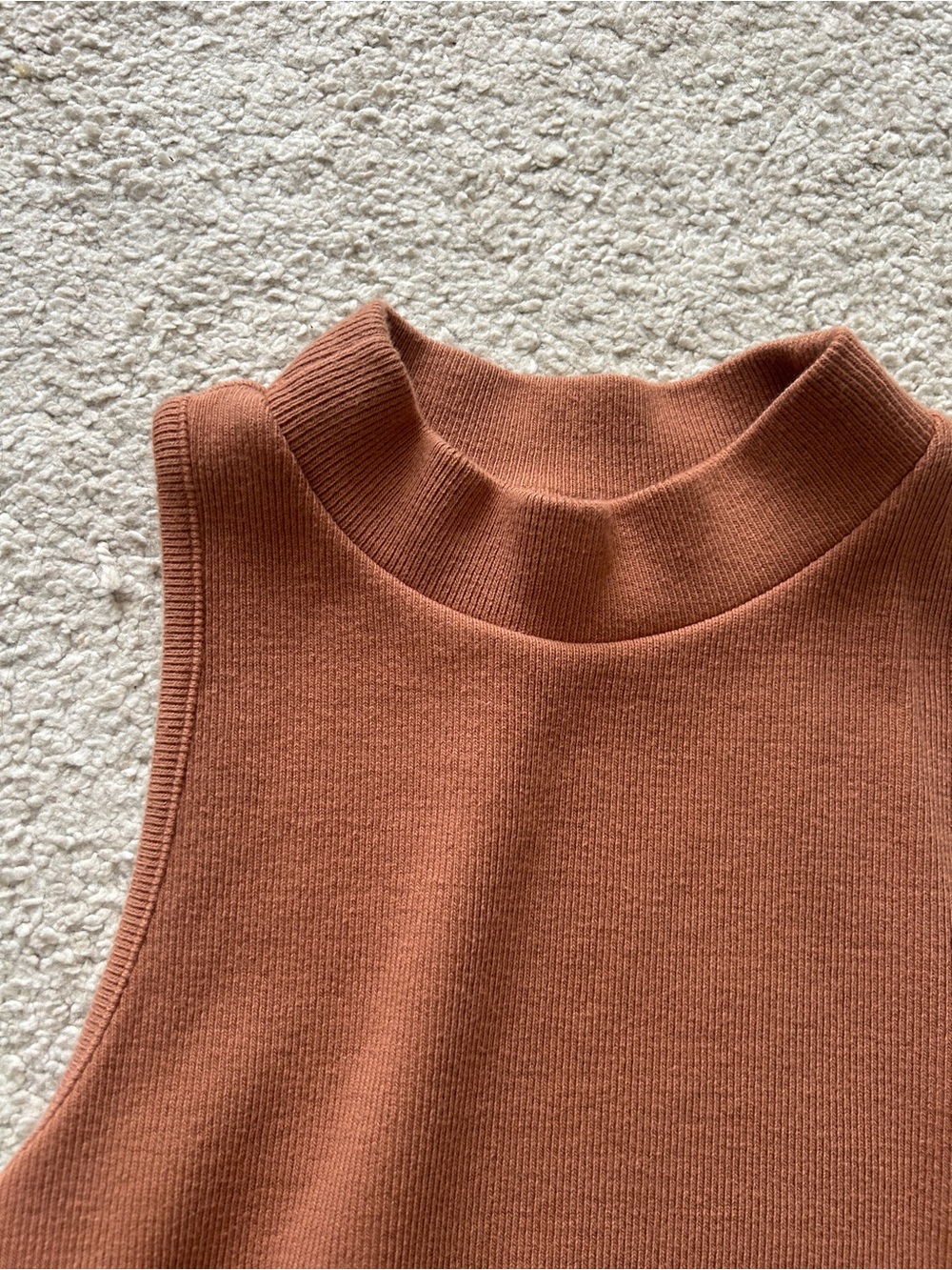 a new day Mock Neck Ribbed Tank Top - Rust - Picture 2 of 3